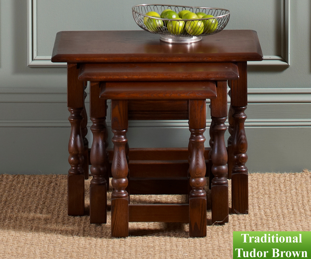 Old Charm Classic 1494 Nest of Tables